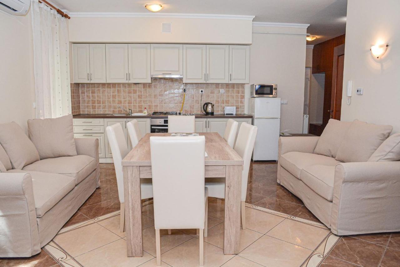 Apartman Ottó Hajduszoboszlo Bagian luar foto