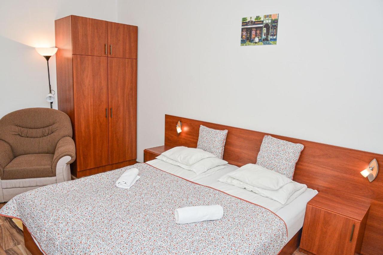 Apartman Ottó Hajduszoboszlo Bagian luar foto