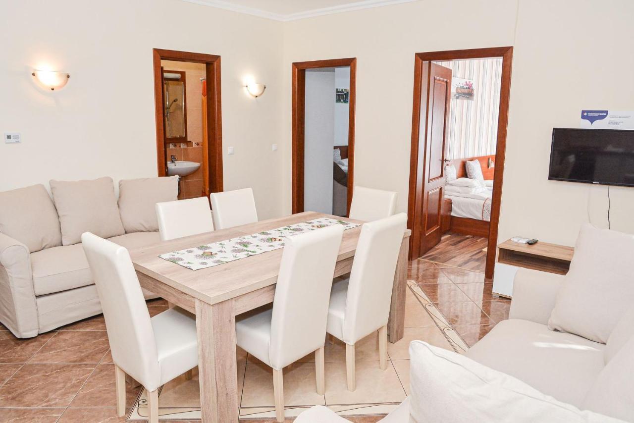 Apartman Ottó Hajduszoboszlo Bagian luar foto