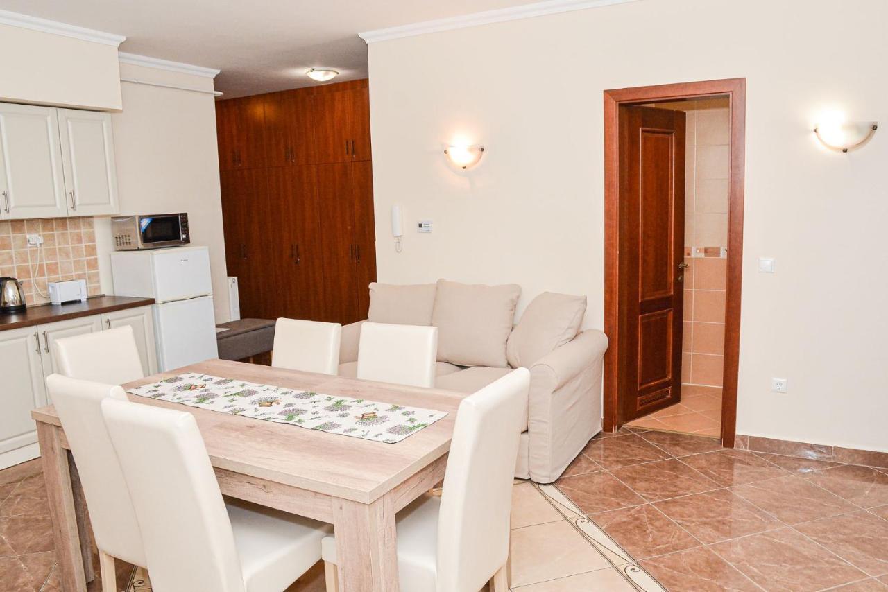 Apartman Ottó Hajduszoboszlo Bagian luar foto