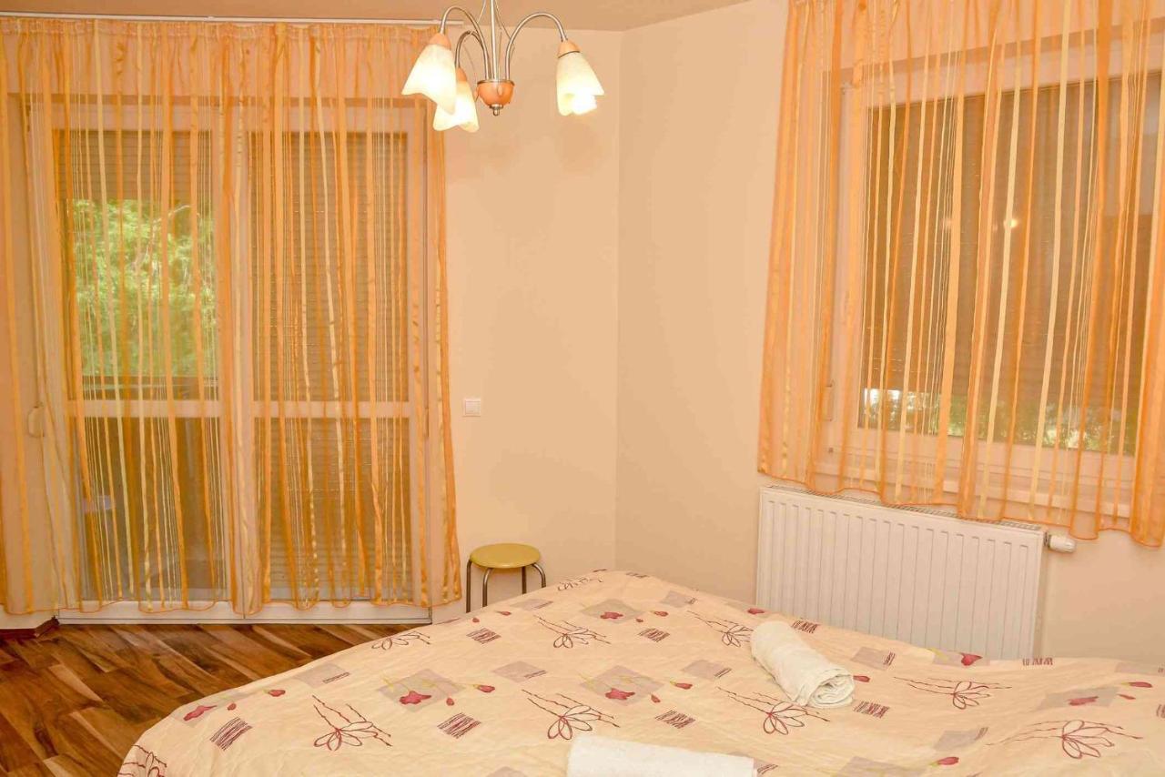 Apartman Ottó Hajduszoboszlo Bagian luar foto